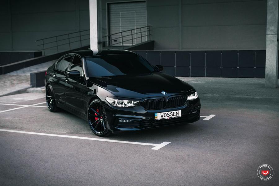  BMW 5-Series on Vossen Wheels (CG-203) 2017 года  (фото 18 из 20)